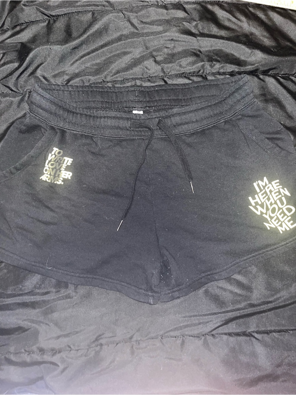 Twloha Black Graphic Lounge Shorts with Drawstring here when you need me size L